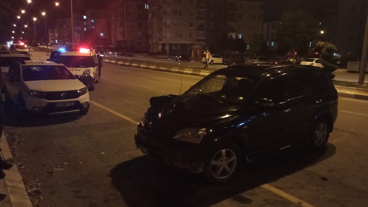 JİP, MOTOSİKLETE ÇARPTI: 1 ÖLÜ JİP'İN SÜRÜCÜSÜNÜN 16 YAŞINDA BİR ÇOCUK OLDUĞU ÖĞRENİLDİ