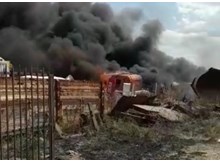 Sanayi Sitesi’nde hurdalık yangını