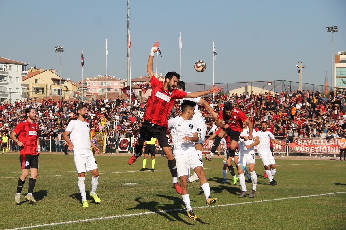 TFF 2. LİG: YENİ ÇORUMSPOR: 0 - MANİSA FK: 2