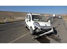 Kırıkkale'de trafik kazası: 3 yaralı