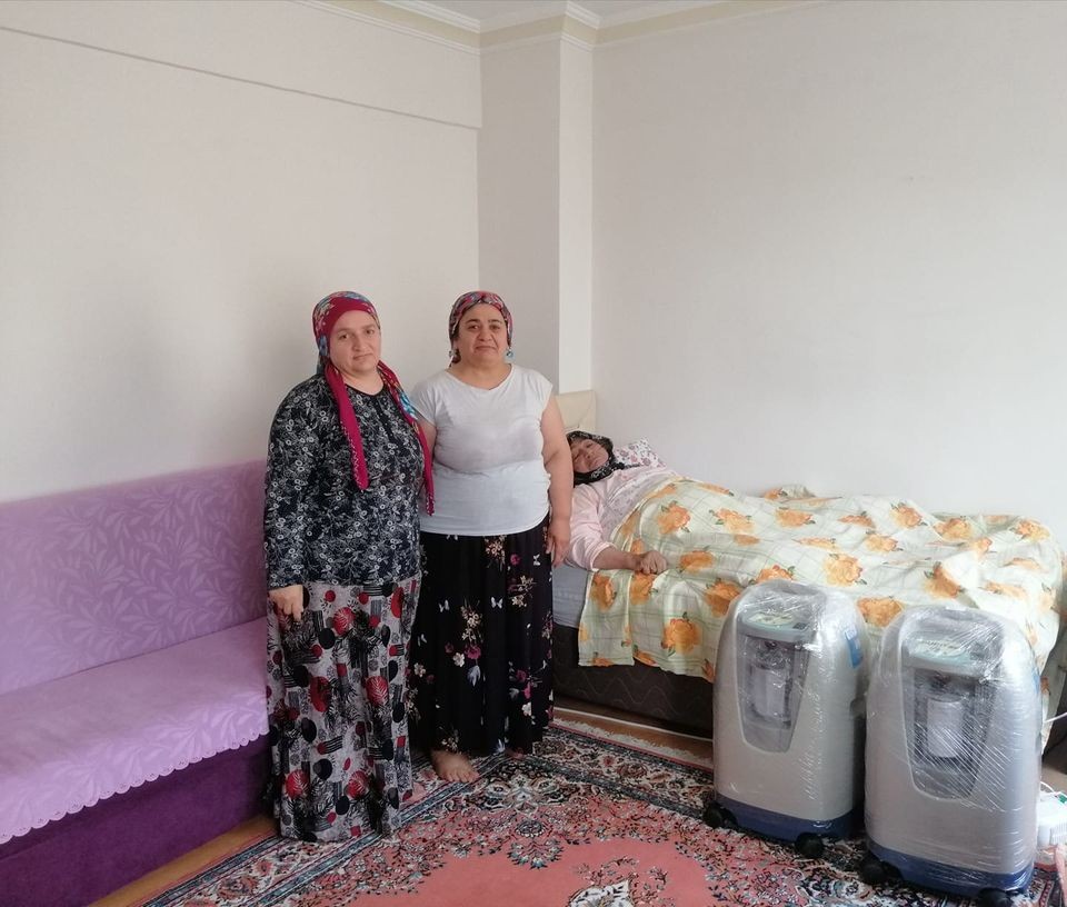 SUNGURLU HALKI DURSUNE KARGIN'A SAHİP ÇIKTI BAŞKAN ŞAHİNER SOLUNUM CİHAZINI TAMİR ETTİRDİ, HEMŞİRE ÖZÇAYAN'DA TEDAVİSİNİ ÜSTLENDİ