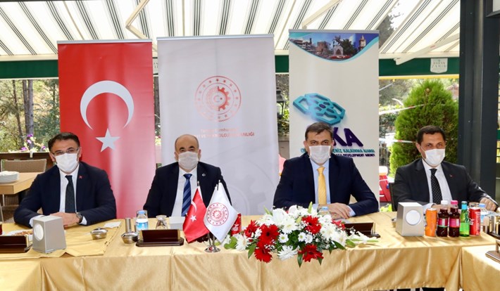 OKA EYLÜL AYI TOPLANTISI ÇORUM'DA YAPILDI OSB'LERE 23 MİLYON LİRALIK MALİ DESTEK