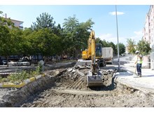 Belediye Varinli Caddesi’ni yeniliyor