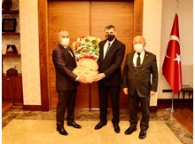 Vali Çiftçi, muhtarları konuk etti