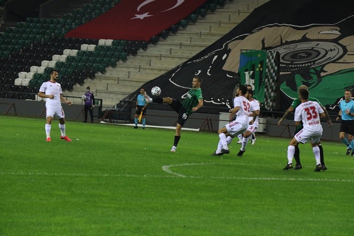 TFF 2. LİG: KOCAELİSPOR: 3 - ÇORUM FK: 0