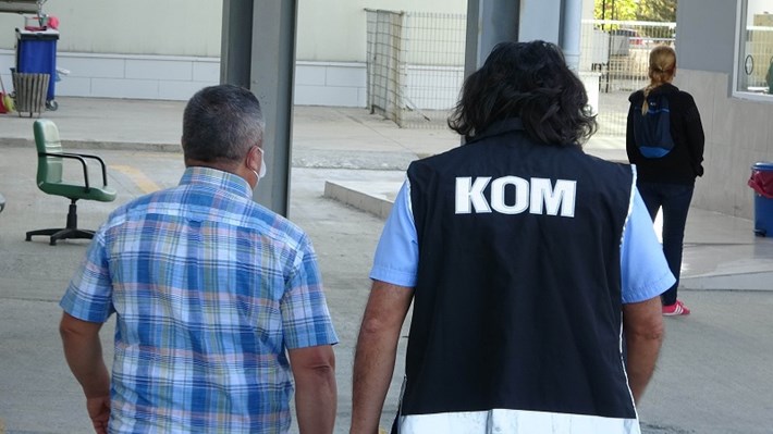 SAMSUN MERKEZLİ 8 İLDE ESKİ POLİSLERE FETÖ OPERASYONU: 17 GÖZALTI