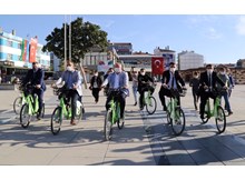 “Türkiye her alanda zirveye oynuyor”