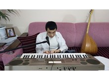 Engelli genç, müzik tutkusuyla hayata bağlandı