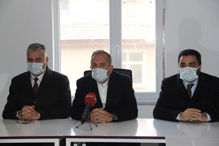 CEYLAN'DAN ESKİ DEVLET HASTANESİ İLE İLGİLİ AÇIKLAMA AK PARTİ ÇORUM MİLLETVEKİLİ VE MKYK ÜYESİ AHMET SAMİ CEYLAN: 