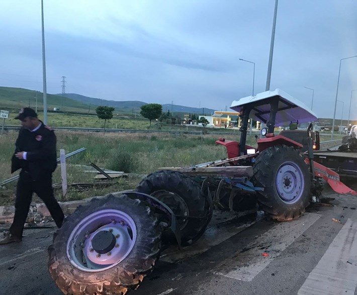 JANDARMA TRAKTÖR KAZALARINA DİKKAT ÇEKTİ