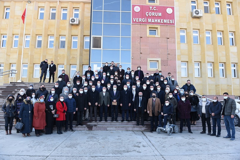 AK PARTİ ÇORUM İL BAŞKANI AHLATCI, MAZBATASINI ALDI