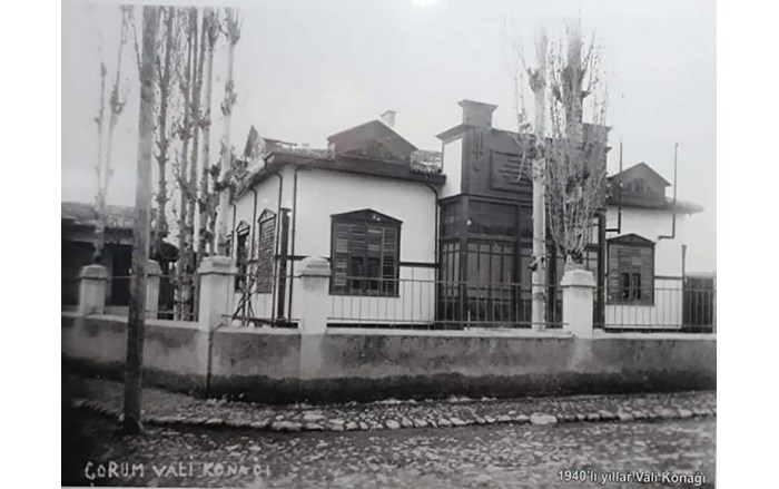 zafer-ilkokulu-yerindeki-eski-vali-kona__