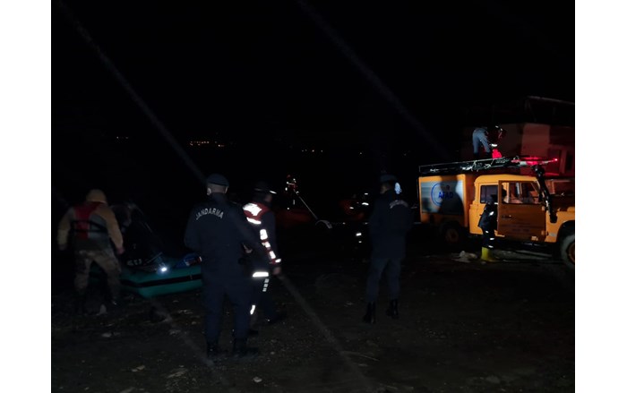 MAHSUR KALAN BALIKÇILARI AFAD KURTARDI