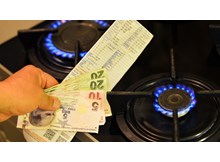 Özsaçmacı’dan doğalgaz zammına tepki!