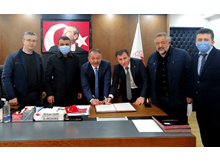 Birlikler, üyelerinin hayvanlarına ücretsiz kulak küpesi takacak