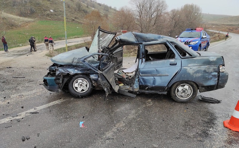 TOKAT'TA 3 ARACIN KARIŞTIĞI KAZADA 1 KİŞİ HAYATINI KAYBETTİ