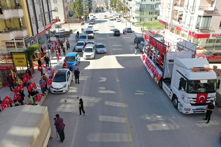 Belediyeden-_ocuklara-23-Nisan-s_rprizi-17