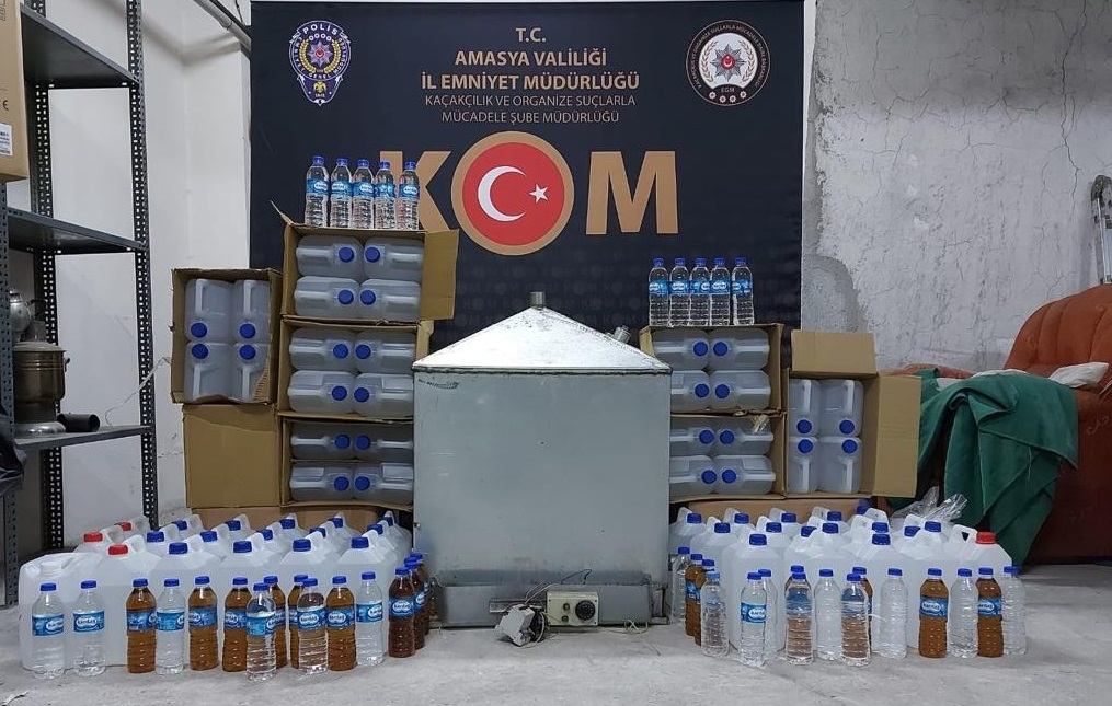 AMASYA POLİSİNDEN SAHTE İÇKİ OPERASYONU: 7 GÖZALTI