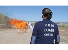 10 milyon TL’lik kaçak içki ve sigara imha edildi