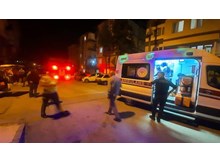 Park halindeki araca çarpan sürücü yaralandı