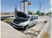 Köpeğe çarpmamak için manevra yaptı, takla attı