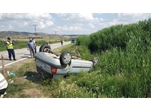 Otomobil takla attı, sürücü yaralandı