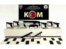 Mermileri bebek beşiğine sakladılar