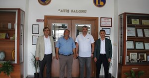 Çorum’da yılın ilk ürünü satışa sunuldu