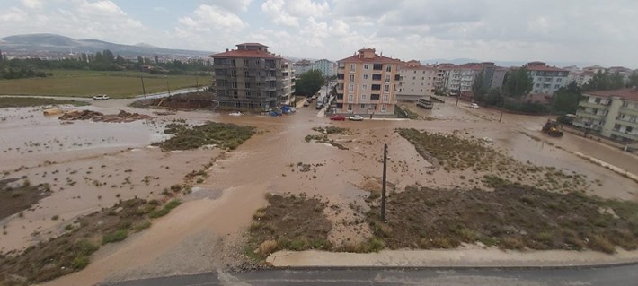 ÇORUM'DA YAĞMUR