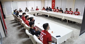 Başkan Aşgın’dan GSK’lı voleybolculara moral