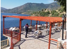 Altın Koz sahiline teras