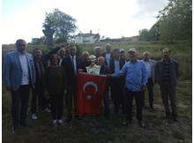 Kılıçdaroğlu’ndan Ulusoy çiftine Atatürk büstü ve Türk bayrağı