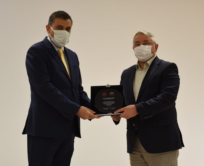 plaket-toreni-10