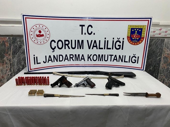 ÇORUM'DA RUHSATSIZ SİLAH OPERASYONU