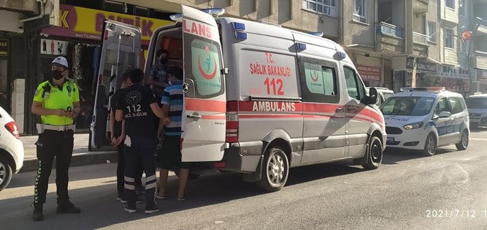 SUNGURLU'DA OTOMOBİL MANEVRA YAPARKEN ÇOCUĞA ÇARPTI