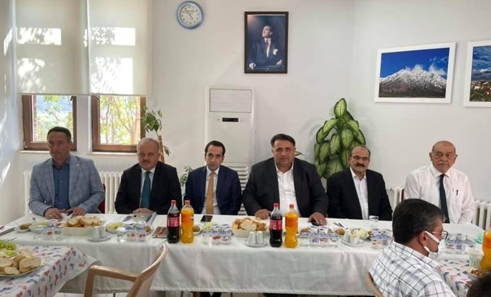 Oğuzhan Kaya muhtarlar (2)