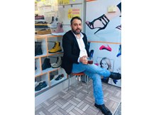 Genç esnaf, sevenlerini üzdü