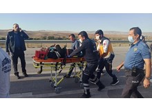 Otomobil ile traktör çarpıştı: 3 yaralı