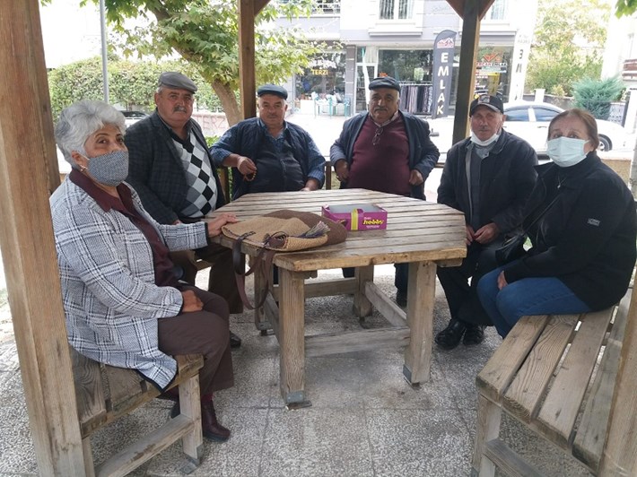 CHP-yaslilar-8