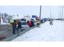 2 otomobil çarpıştı: 5 yaralı