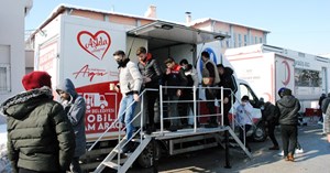 Esnaf, kan bağışı için sıraya girdi