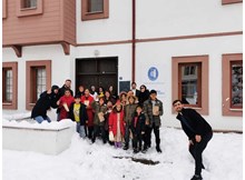 Mülteci çocuklar, gönüllerince eğlendi