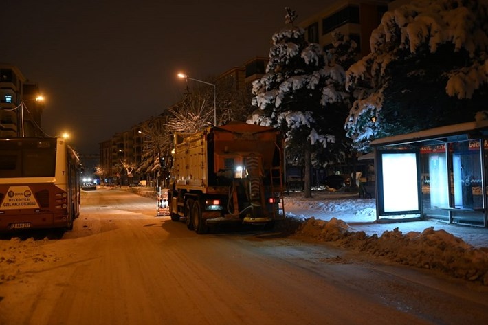 toplu-ulasim-aksamadi-1
