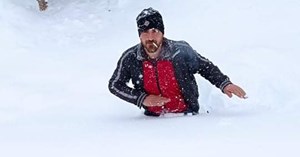 Köye 1 metre kar yağdı, yollar 1 aydır kapalı