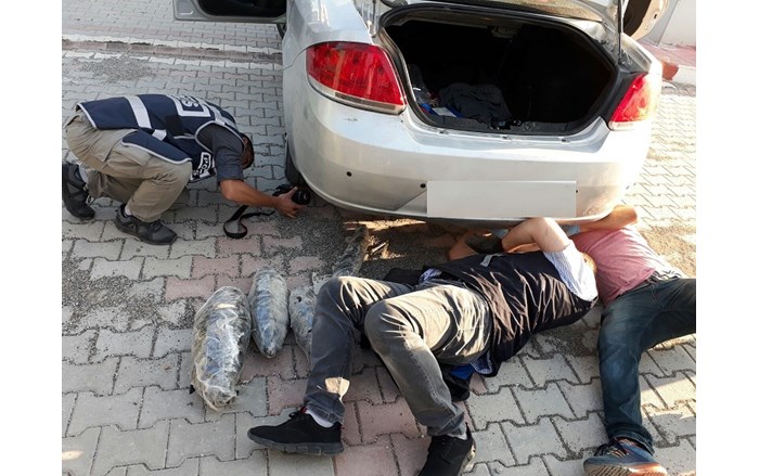ÇORUM POLİSİ UYUŞTURUCU TACİRLERİNE GEÇİT VERMEDİ