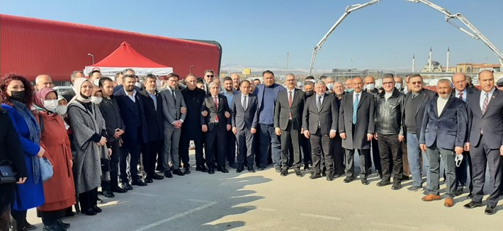 ONKOLOJİ TANI VE TEDAVİ MERKEZİNİN TEMELİ TÖRENLE ATILDI 30 MİLYON TL'YE İHALE EDİLEN ONKOLOJİ MERKEZİ 320 GÜNDE TAMAMLANACAK ÇORUM VALİSİ MUSTAFA ÇİFTÇİ: 