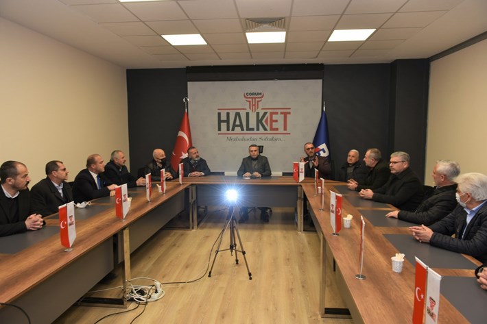 Baskan-Yardimcisi-coplu-muhtarlarla-bir-araya-geldi-6