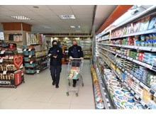 Zabıta ekiplerinden KDV indirimi denetimi