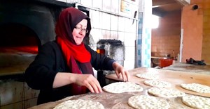 30 yıldır ekmeğini hamurdan çıkartıyor