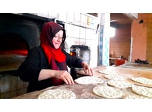 30 yıldır ekmeğini hamurdan çıkartıyor